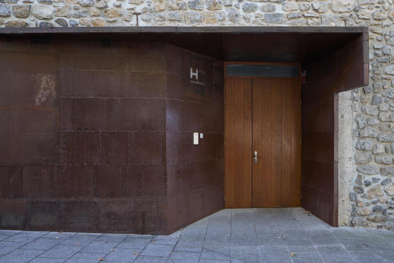 Iraipe Santuario De Arantzazu Hotel Onate Exterior photo